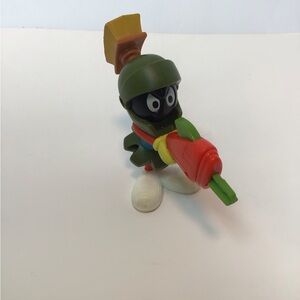 MARVIN THE MARTIAN 3.5” ACTION FIGURE PLASTIC MCDONALDS TOY